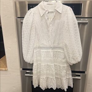 Alice + Olivia White Long Pouffed Sleeve Lace Dress Sz 0 worn once to dinner